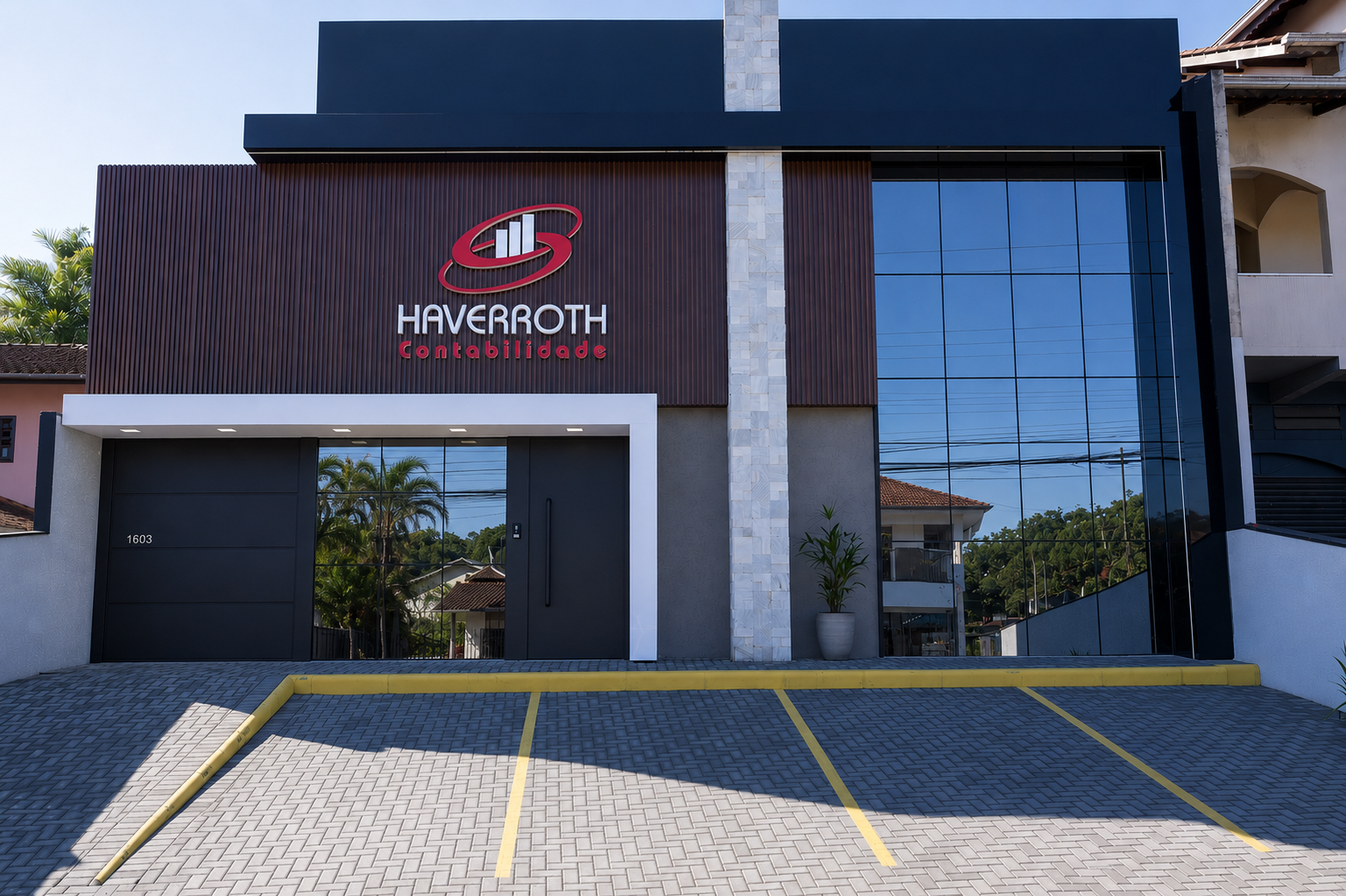 Fachada da sede própria do Grupo Haverroth em Joinville/SC